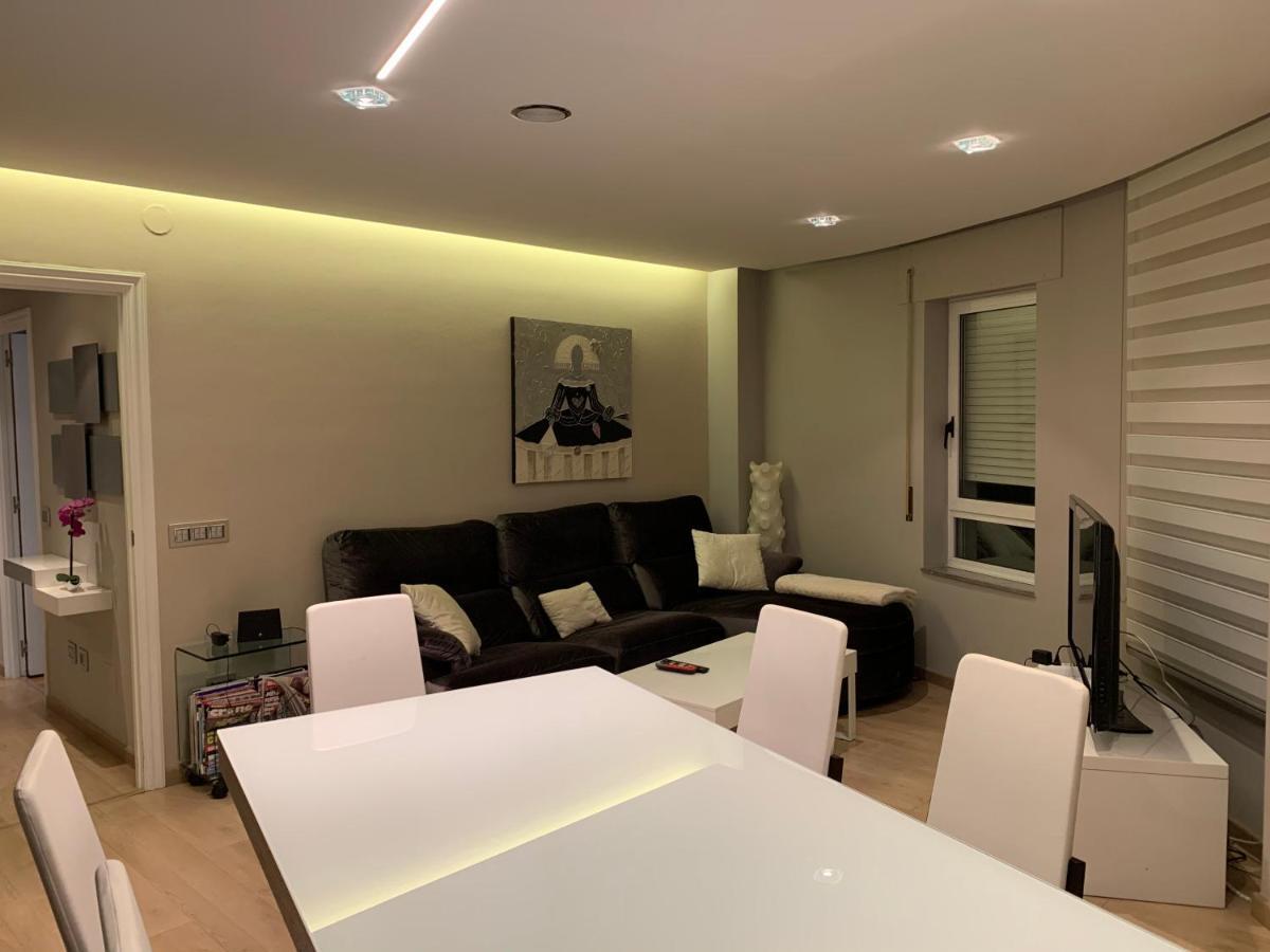 Oktheway Praza Galicia Apartment ซาร์เรีย ภายนอก รูปภาพ